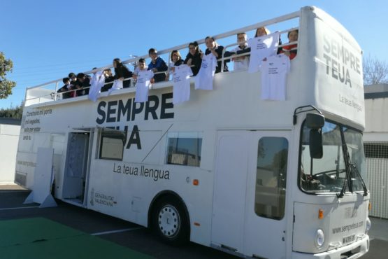 Visita al Bus de la Llengua