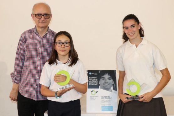 Lucía Ribera y Gisela Espejo, ganadoras de los premios Pablo Corbellas